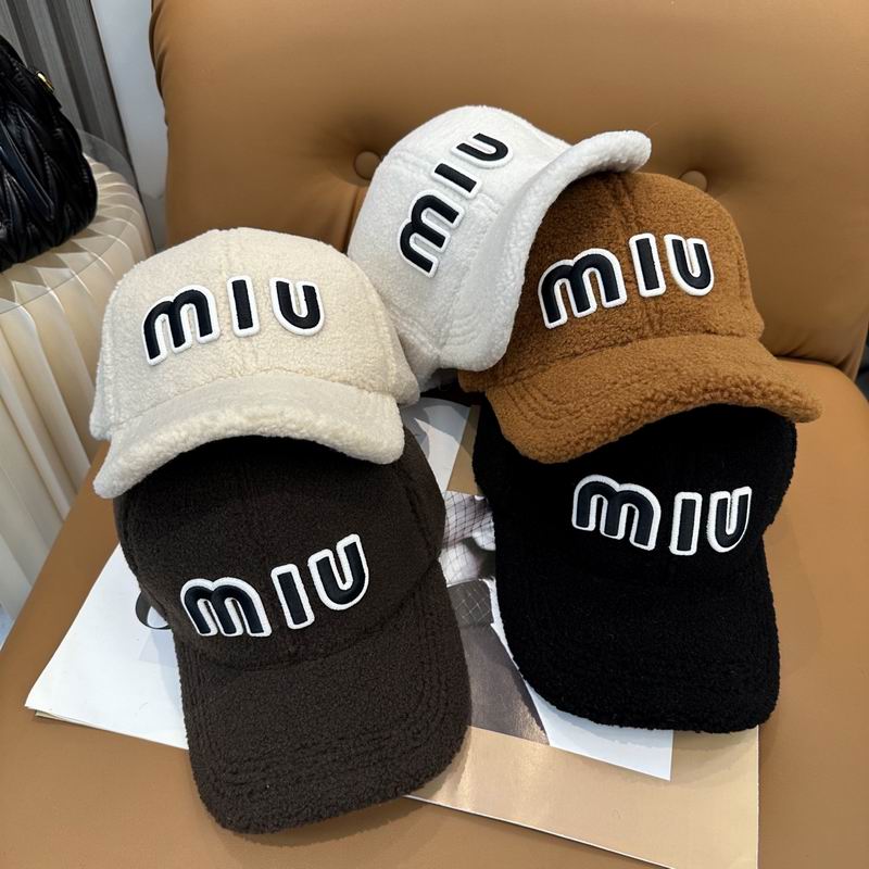 Miumiu Cap dx118